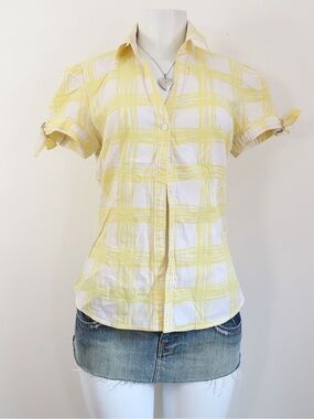 Express White and Light Yellow Plaid Short Sleeve Button-Down